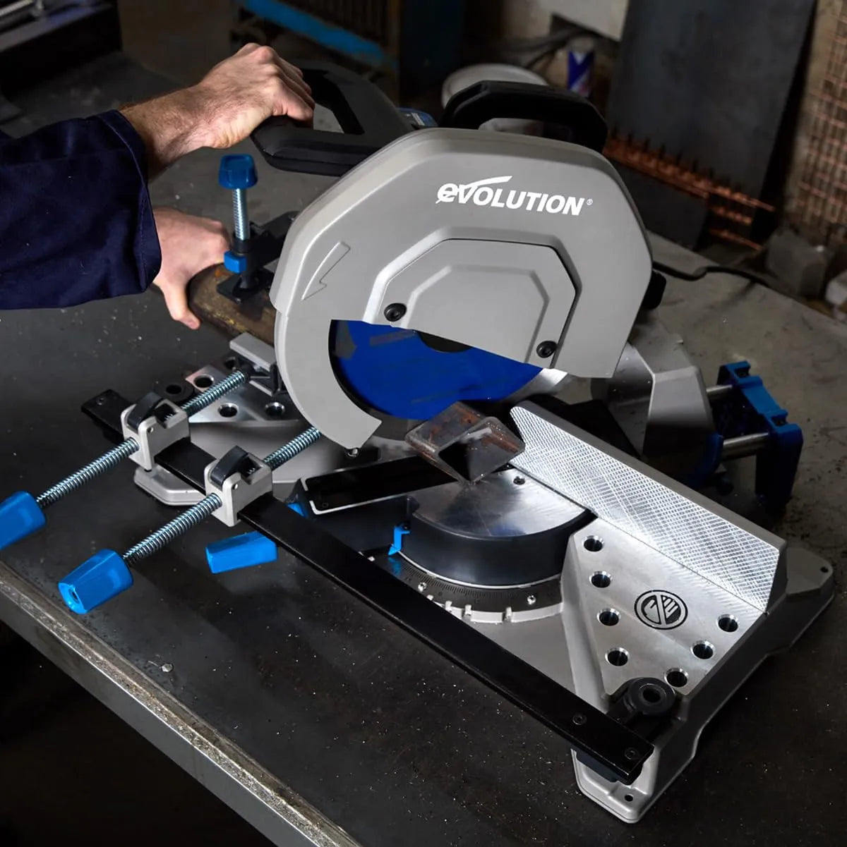 Pachet fierastrau circular stationar debitator de metal Evolution S355MCS cu disc de taiere de 355mm 2200W + suport