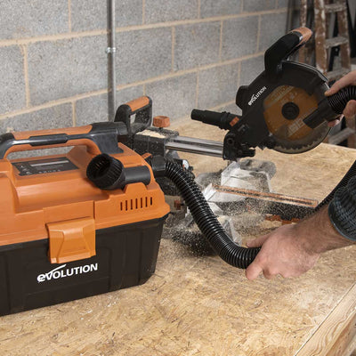 Aspirator umed-uscat cu acumulator Evolution R11VAC-Li 18V Li-Ion EXT + acumulator si incarcator
