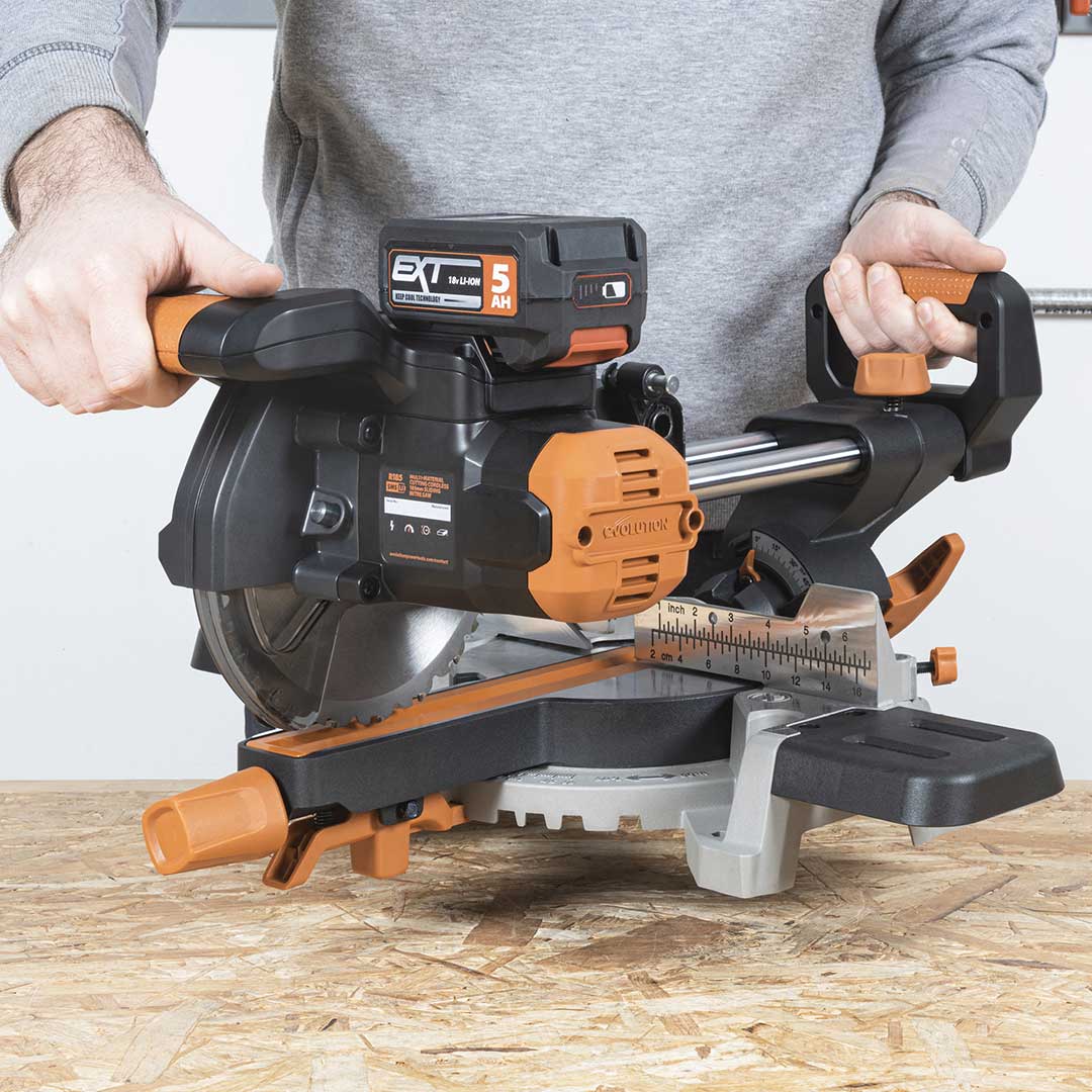 Fierastrau circular stationar multifunctional cu acumulator Evolution R185SMS-Li 18V Li-Ion EXT 185mm, 850W